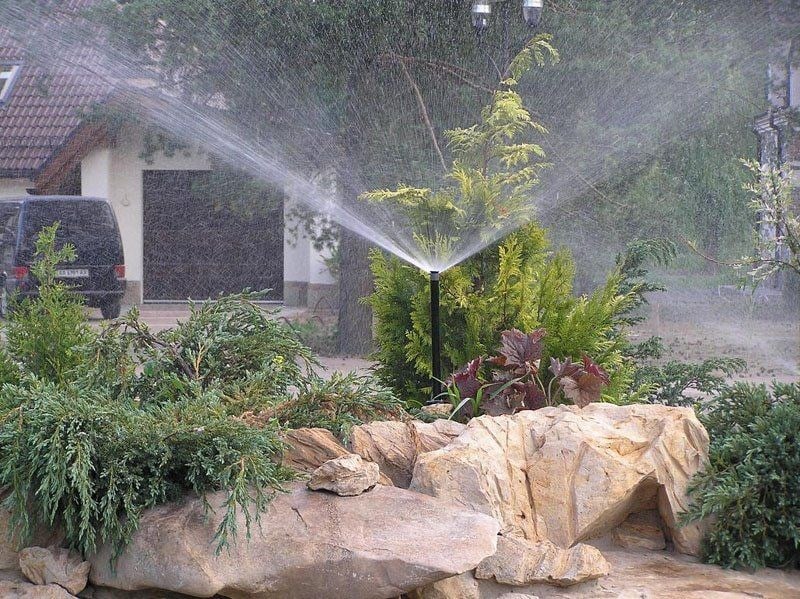 Lắp đặt hệ thống tưới tự động chuyên nghiệp bởi ILG