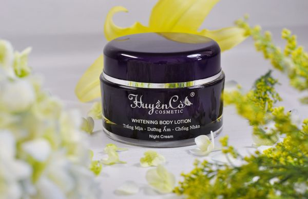 Kem Whitening Body Lotion Huyền Cò