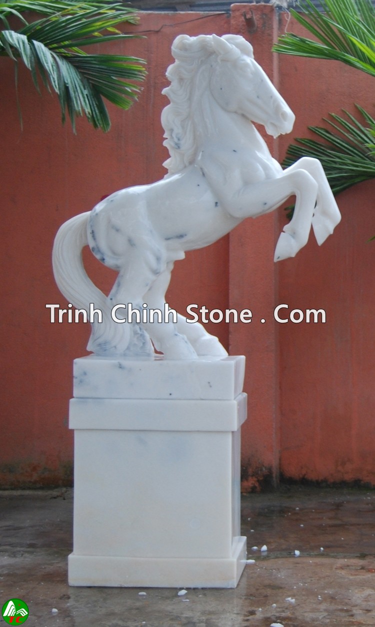 tượng đá ngựa phong thủy