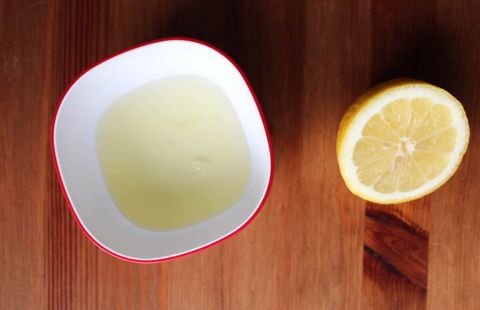Cách trị mụn đầu đen và đầu trắng tại nhà