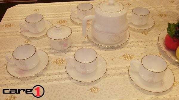 bo-am-chen-thuy-tinh-ngoc-hoa-day-huyen-bi