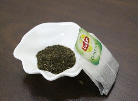 Cách trị mụn và thâm bằng Trà Xanh