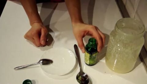 Cách trị mụn bằng nha đam và mật ong