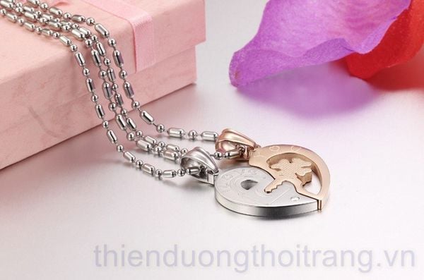 Tặng gì cho bạn gái ?
