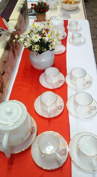 thuy-tinh-ngoc-opal-usa-home-set-time_square