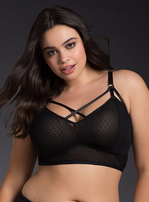 Bí kíp mặc bralettes siêu chuẩn cho cô nàng ngực khủng - Ảnh 5