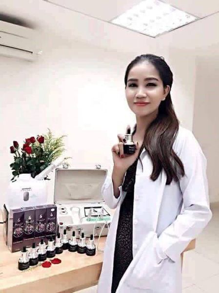 detox & whitening serum face huyền cò