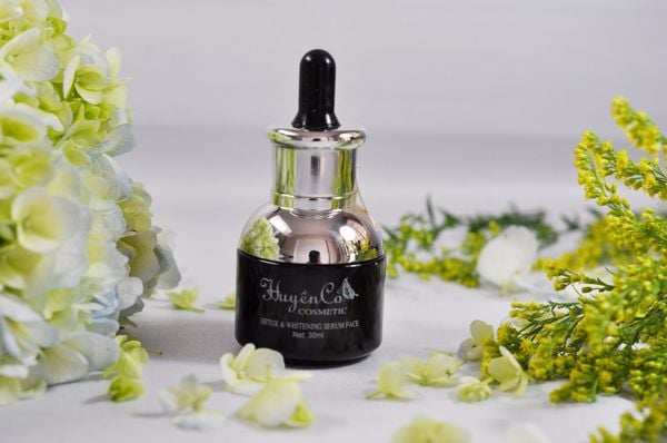 detox & whitening serum face huyền cò