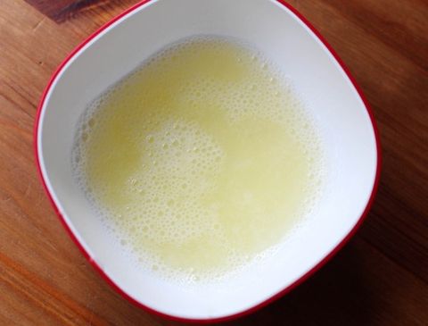 Cách trị mụn đầu đen và đầu trắng tại nhà