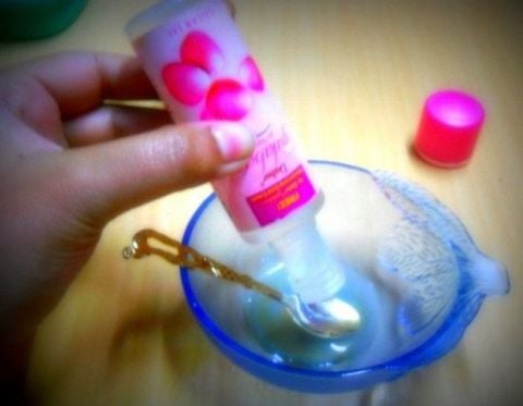 Trị sạch mụn bằng củ gừng