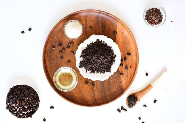 Tẩy tế bào chết trắng da bằng cà phê