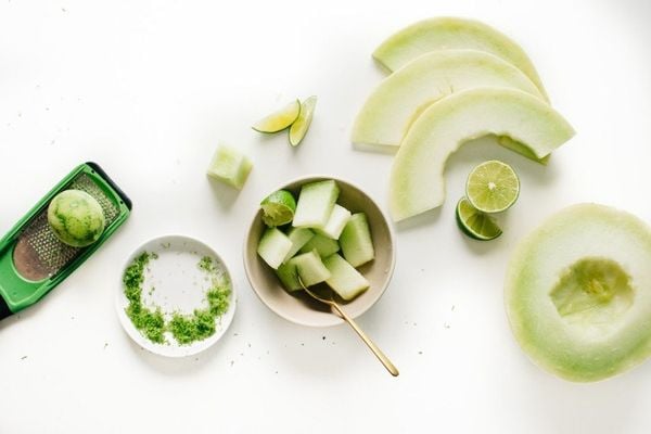 Cách làm trắng da hiệu quả và nhanh nhất bằng dưa lưới