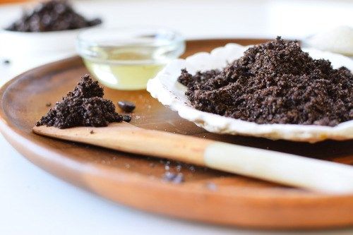 Tẩy tế bào chết trắng da bằng cà phê
