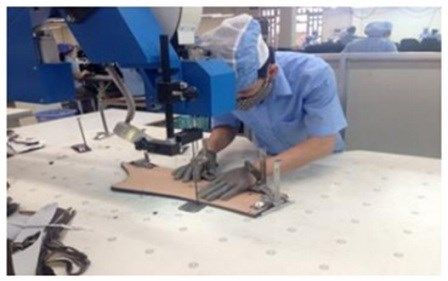 Khu vực cắt và may sản phẩm được đảm bảo vệ sinh