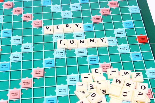 Scrabble Board Game - Trò chơi ghép chữ học tiếng Anh