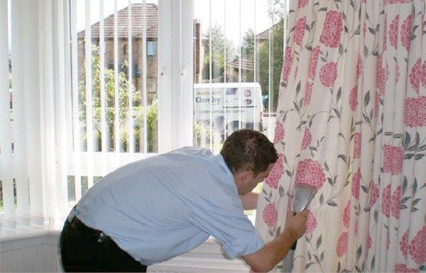 Giặt khô là hơi rèm 3 tháng 1 lần bảo vệ sức khỏe gia đình bạn
