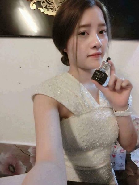detox & whitening serum face huyền cò