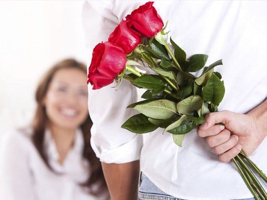 Mặc gì để ghi điểm với nàng trong buổi hẹn hò đầu tiên? - Ảnh 8