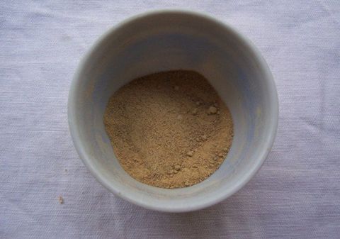 Làm trắng da mặt bằng bột vỏ cam