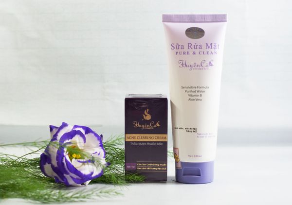 Bộ đôi trị mụn cao cấp Huyền Cò