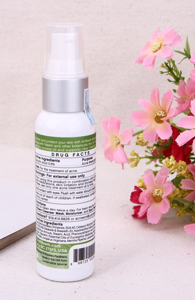 duong da mat acneem acne control moisturizer 60g 04