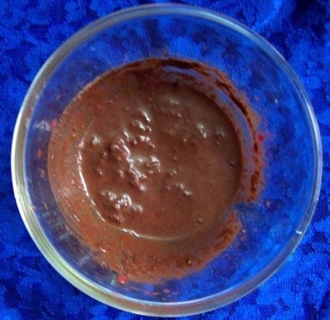 Trị mụn bằng Dâu Tây