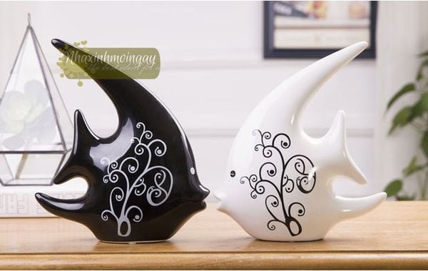 Cặp cá sứ đen trắng