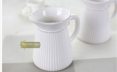 binh-su-cam-hoa-quai-thap-soc