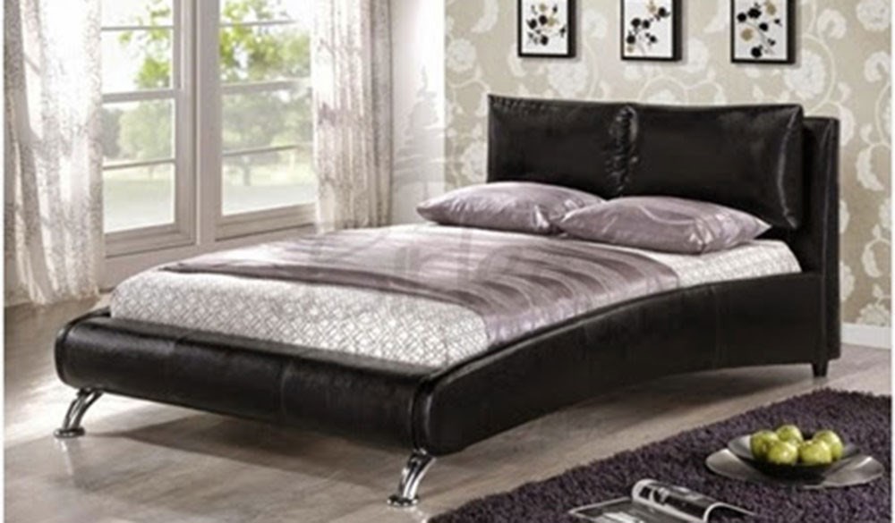 Leather Bed 005