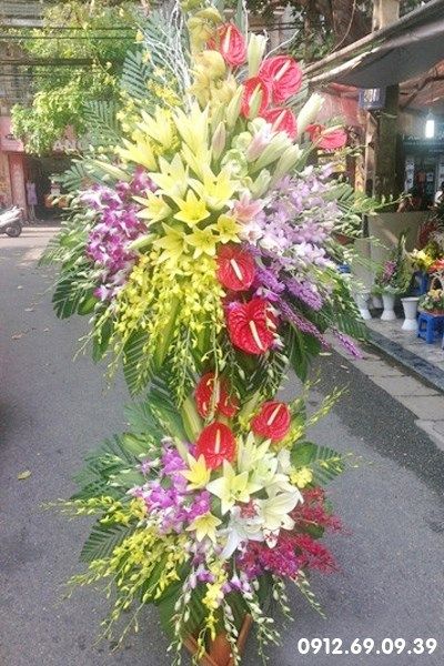 ke-hoa-tuoi-mung-khai-truong