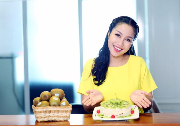 Tác dụng của trái Kiwi với bà bầu