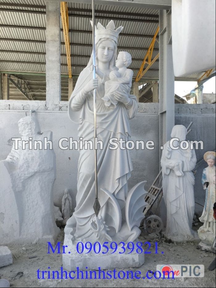 tượng đá đức mẹ maria