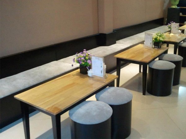 Những mẫu bàn ghế quán cà phê đẹp tạo không gian nội thất ấn tượng