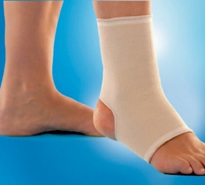 FUTURO Comfort Lift Ankle Support - bó cổ chân (76581)