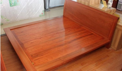 Wooden Bed 006