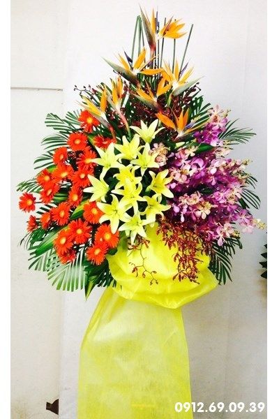 ke-hoa-tuoi-mung-khai-truong