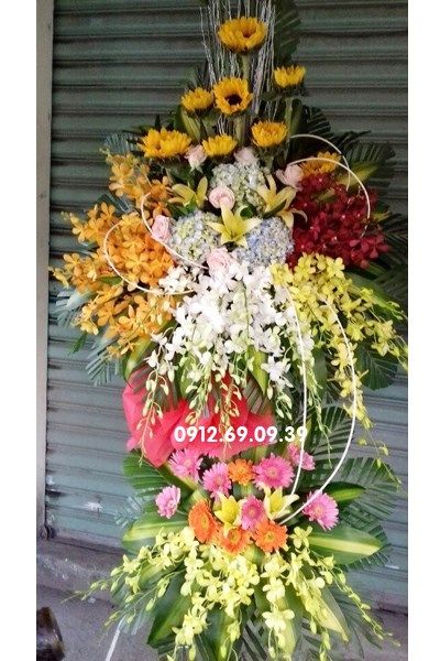 ke-hoa-tuoi-chuc-mung-khai-truong